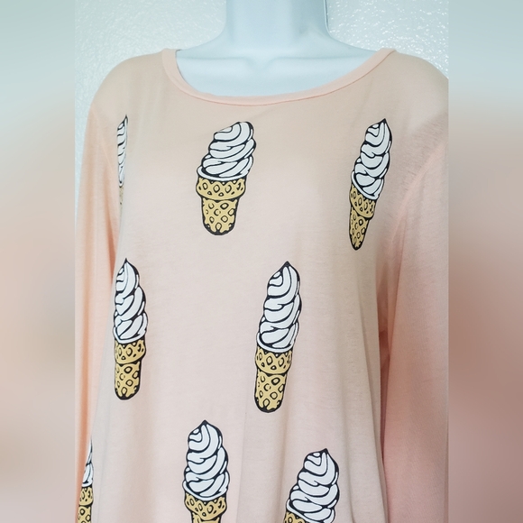 Wildfox Ice Cream Cone Peach Long Sleeves Top Novalty Print Sz Medium 100 Cotton - Picture 3 of 10
